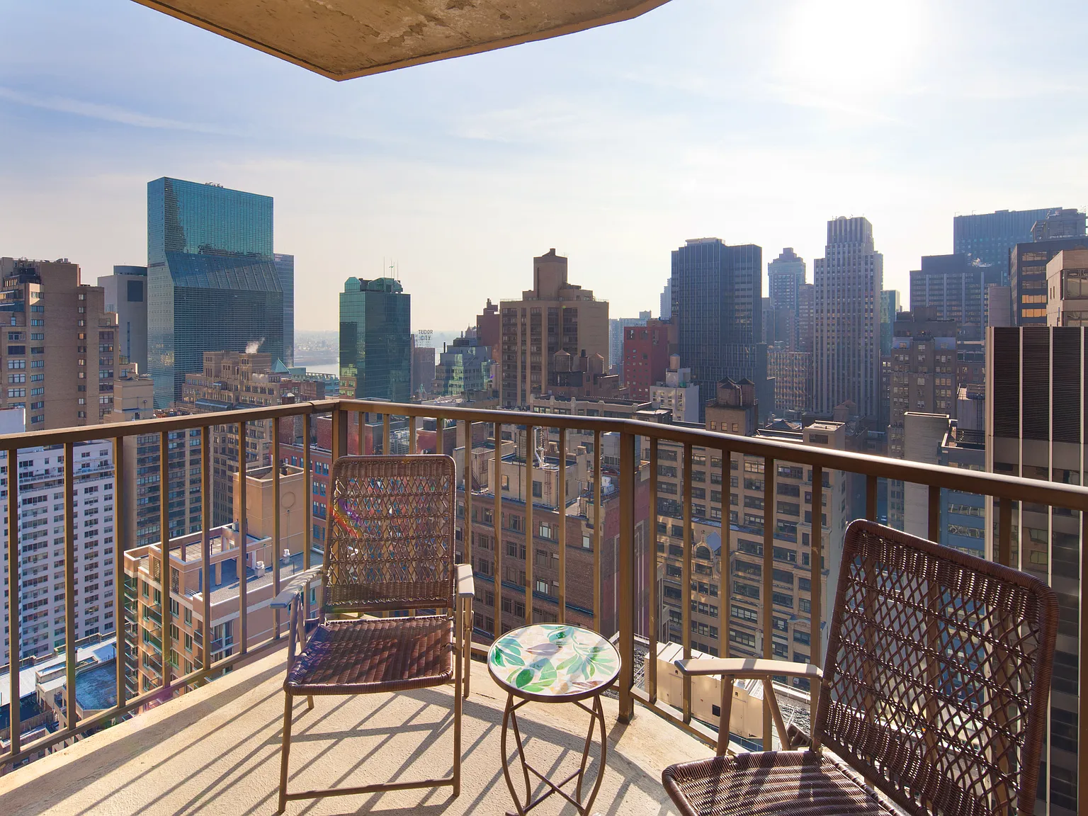 212 East 47th Street — Photo 4
