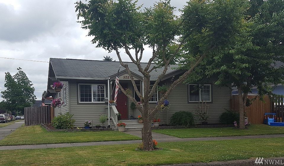 1st image of 928 N Washington Ave