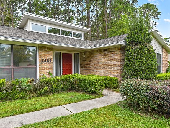 5th image of 1813 Mandarin Estates Dr