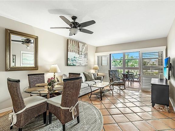 5th image of 807 River Point Dr APT 205D