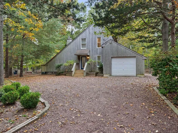11 Gunpowder Lane, East Hampton, NY 11937