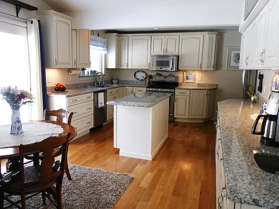 Custom Island Kitchen