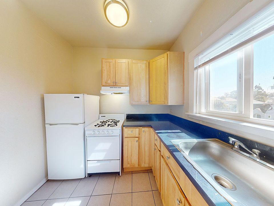 1st image of 3518 Foothill Blvd #24