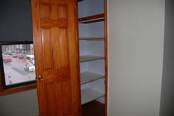 Rented by Work Live Holdings | media 5