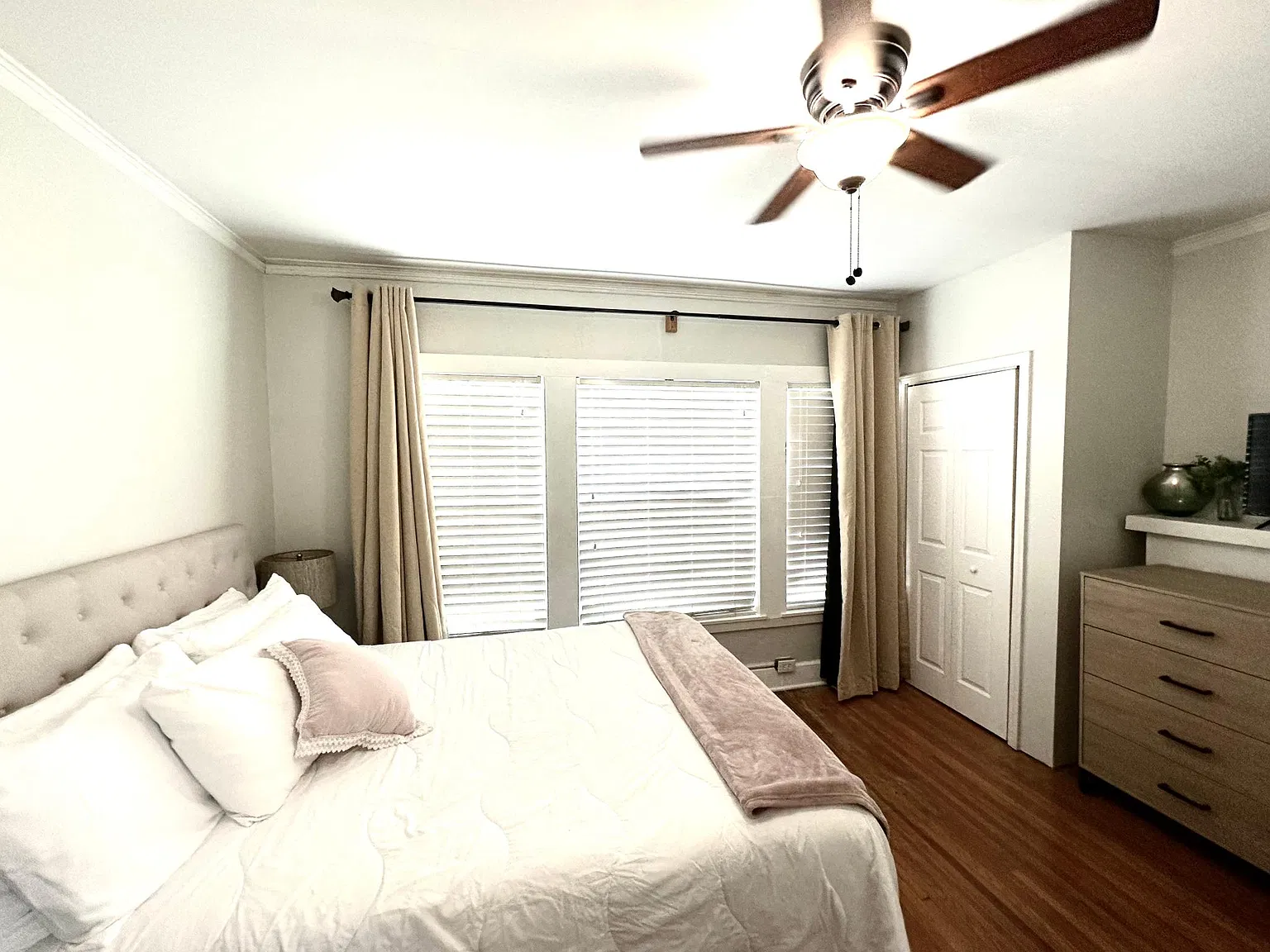 1108 S Detroit Ave — Photo 3