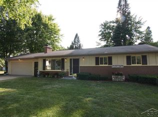 1121 Poplar Dr, Saginaw, MI 48609
