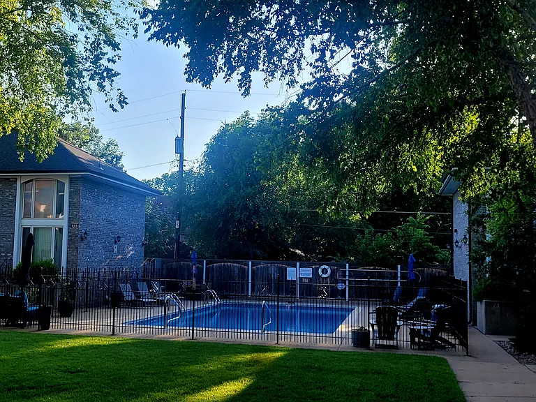 711 N Stackman Dr #D — Photo 31