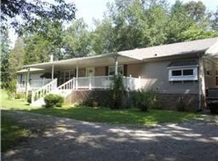 9026 Taylor Cemetery Rd, Lyles, TN 37098