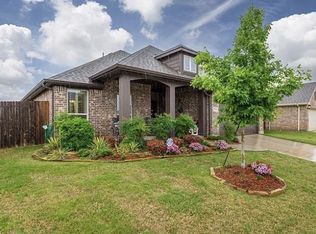 1516 Silver Ln, Aubrey, TX 76227