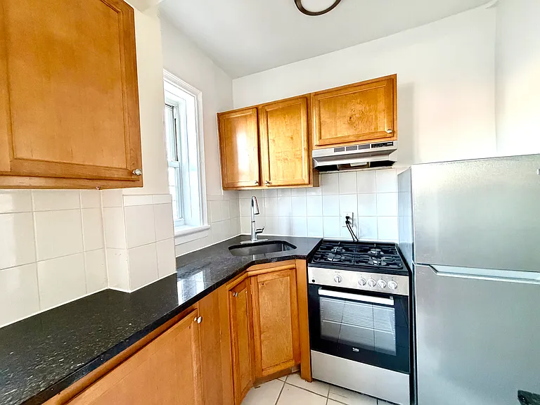 122-20 Ocean Promenade #2F1 — Photo 6