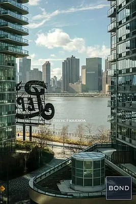 Rented by Bond New York | media 5