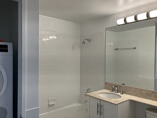 Rented by Townhouse Management Company | media 11