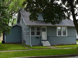 1327 W Washington St, Appleton, WI 54914