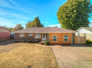 3909 Rosewood Dr, Midwest City, OK 73110