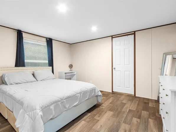 17708 Sweed Rd, Washington, TX 77880