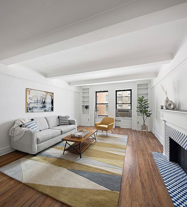 1st image of 30 Beekman Pl #6C