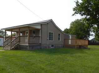 300 E Summer St, Plymouth, IL 62367