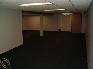 2974 Nottingham Dr, Waterford, MI 48329