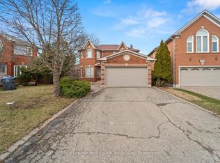 1409 Grist Mill Ct, Mississauga, ON L5V 1S5