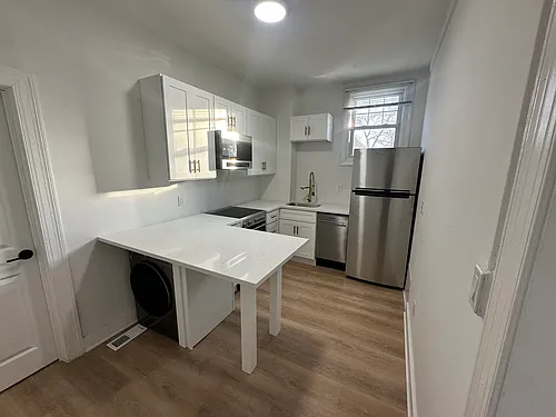 700 Bay Ridge Ave #1 Photo 1