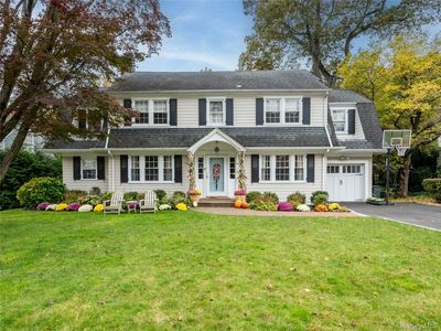 39 Hawthorne Place, Manhasset, NY, 11030