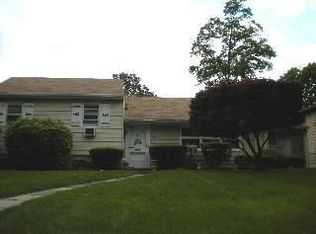 10 Highview Pl, White Plains, NY 10604