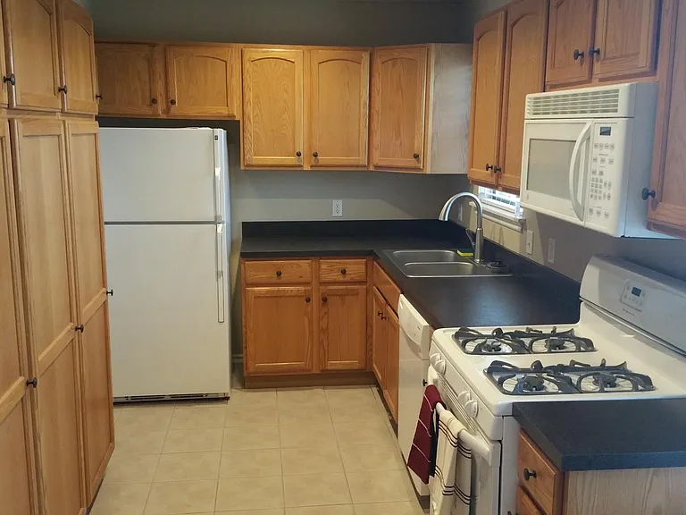 3401 Lyric St — Photo 3