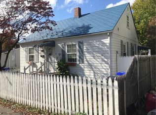 17 Rosemont Ter, North Providence, RI 02911