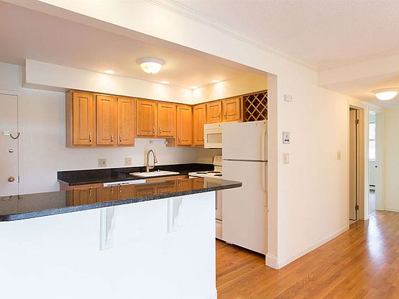 Kitchen---1-of-4