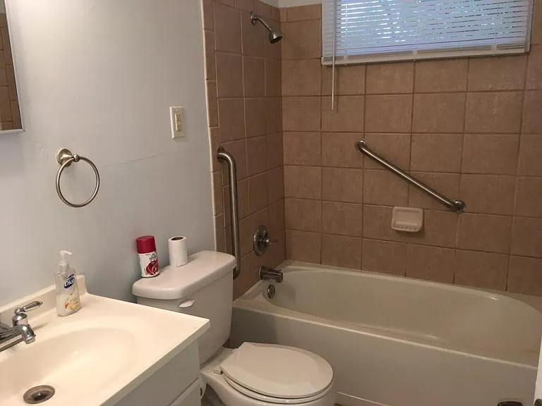 2335 Scotty Cir — Photo 5