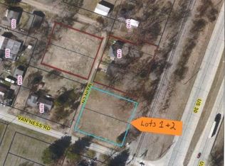 E Van Ness Rd, Pierceton, IN 46562