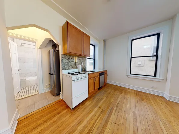 324 West 84th Street image 1 of 4