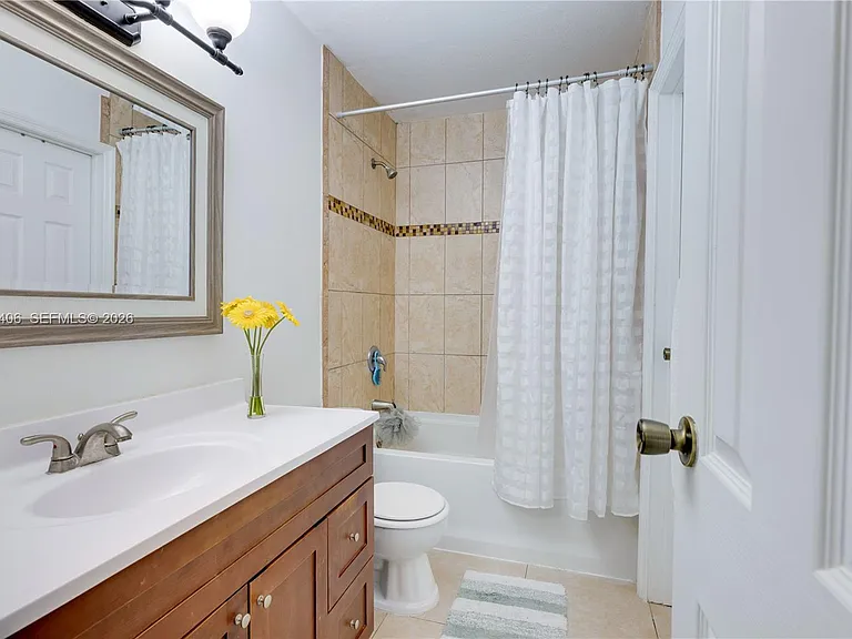 8390 N Missionwood Cir #D-18 — Photo 20