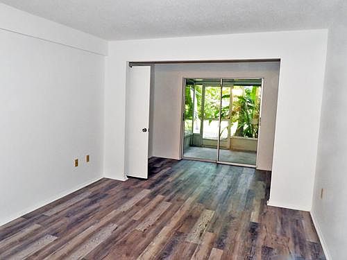 3rd image of 4136 Heron Way #B118