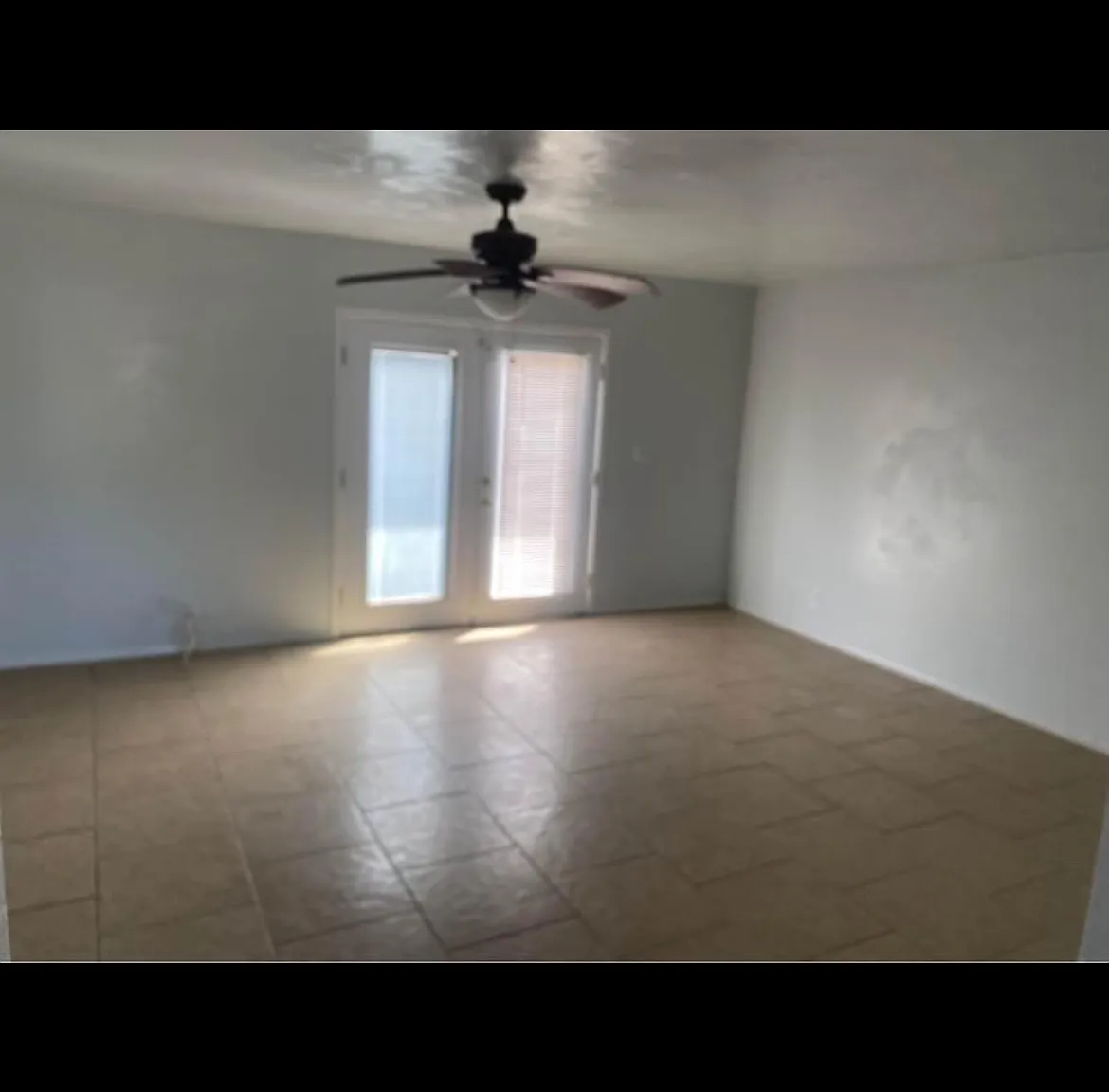 3 bed, 1120 sqft, $2,400 — Photo 3