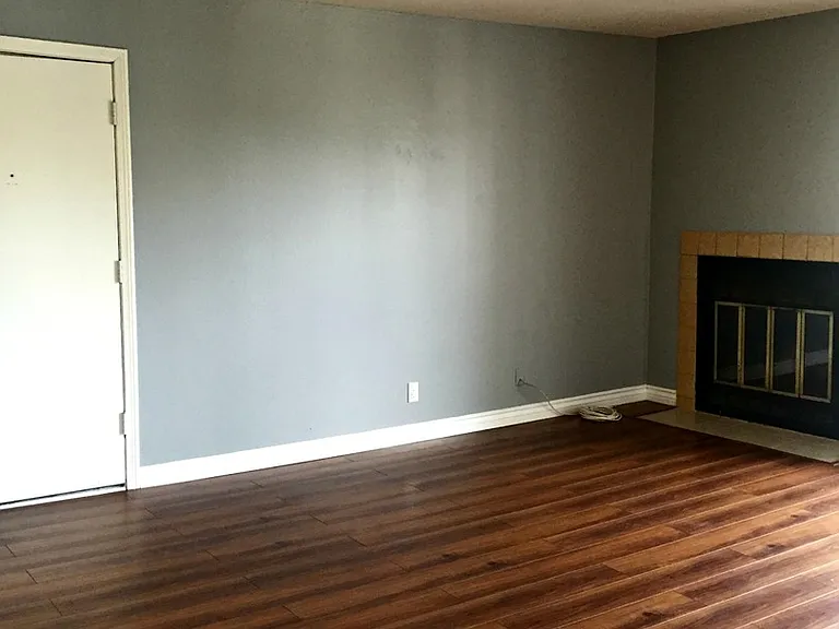 10800 Palms Blvd #14 — Photo 3