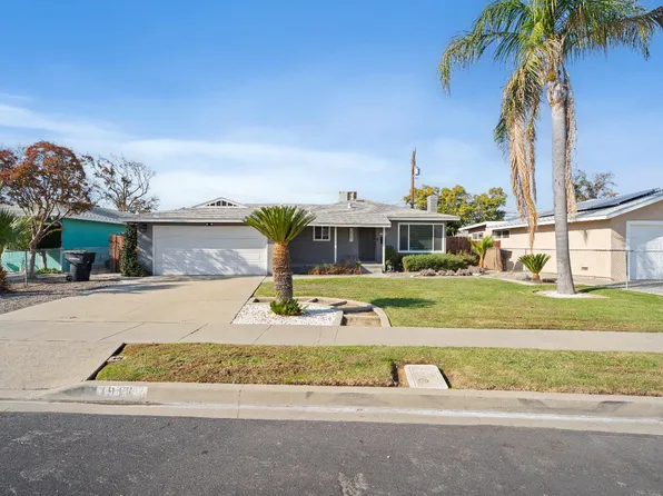 1916 N Burl Dr, Hanford, CA 93230