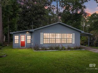 1222 Chagrin Dr, Lillian, AL 36549