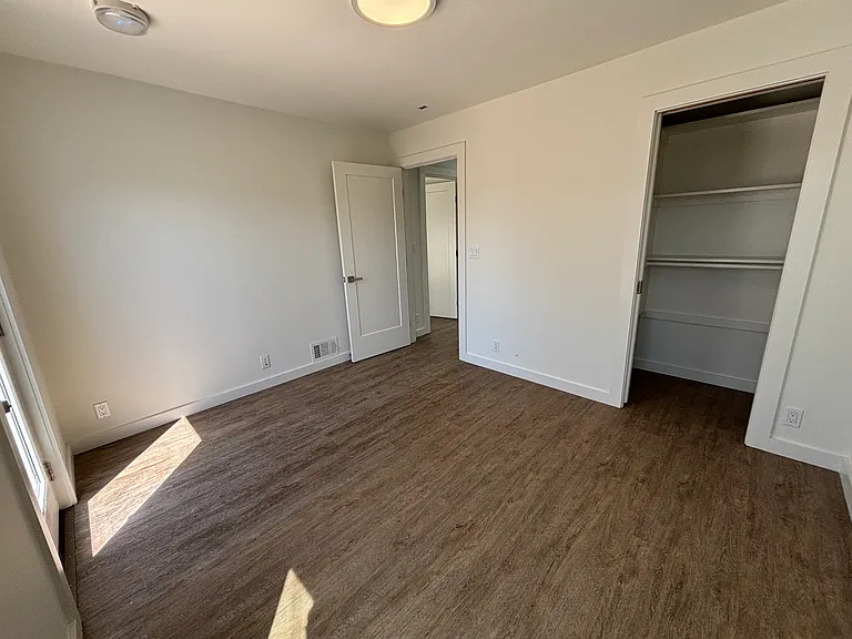 265 Lobos St — Photo 9