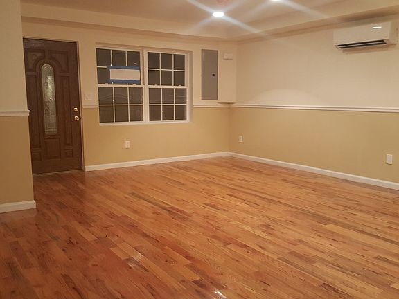 5th image of 4643C Carpenter Ave