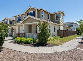 2544 Estery Ln, Santa Rosa, CA 95403