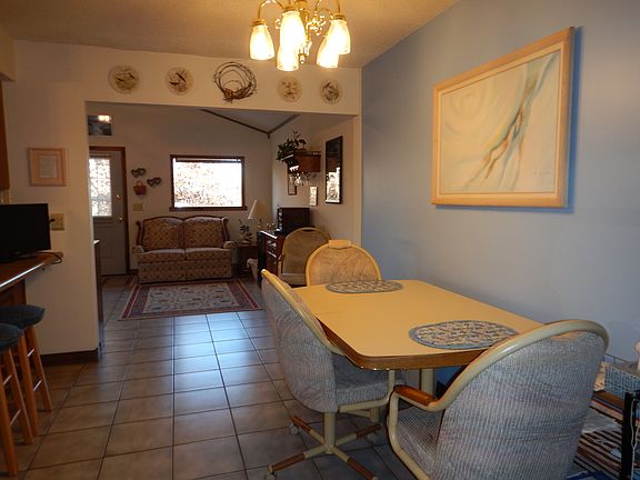 3rd image of 53 Remington Cir