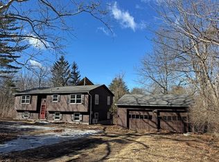 185 Middle St, Amherst, MA 01002