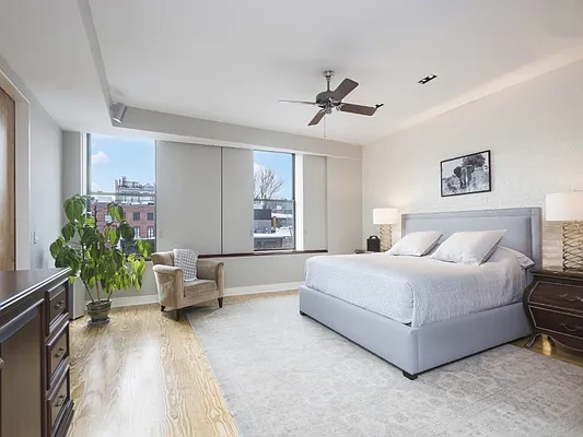 Sold by Sotheby's International Realty | media 6