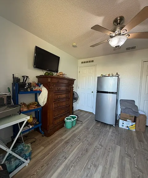1413 Sarasota Dr — Photo 9