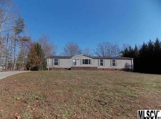 5454 Pembrooke Dr, Granite Falls, NC 28630