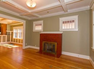 3727 SE Woodward St, Portland, OR 97202