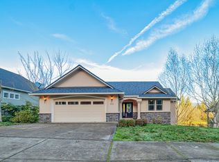 850 Holly Ave, Cottage Grove, OR 97424