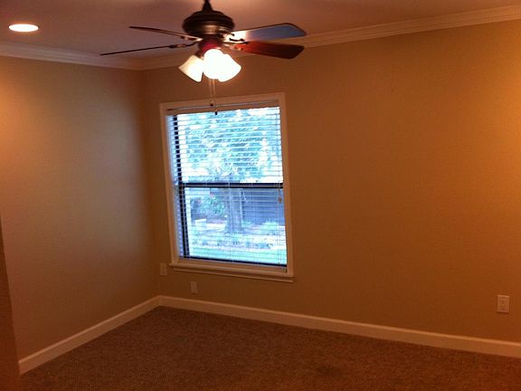 5th image of 604 Casa Park Court D