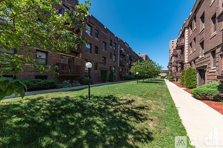 1st image of 3024 N Halsted St #38-1B